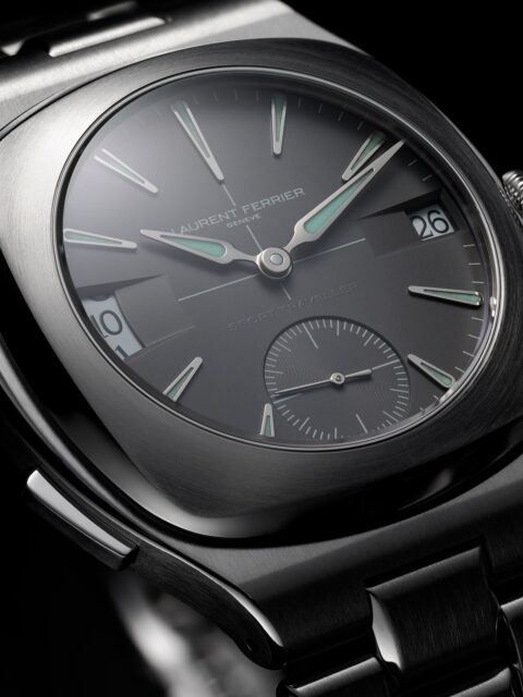 @laurent_ferrier 🇨🇭 a big launch this week! The Sport Traveller! The same system from the Classic Traveller adapted to a 42mm titanium case with titanium bracelet. The calibre driving the Traveller is a Microrotor automatic with Suisse Lever Escapement. Each Sport Traveller, painstakingly decorated, finished, assembled and controlled by one watchmaker. The result, a quintessential haute sport travel watch with ultimate ergonomics by Zen master of watchmaking. @martinpulli 🇺🇸 a lot of years with Laurent Ferrier and it’s always cherished privilege to be a part. #laurentferrier #laurentferriersporttraveller #montreslaurentferrier